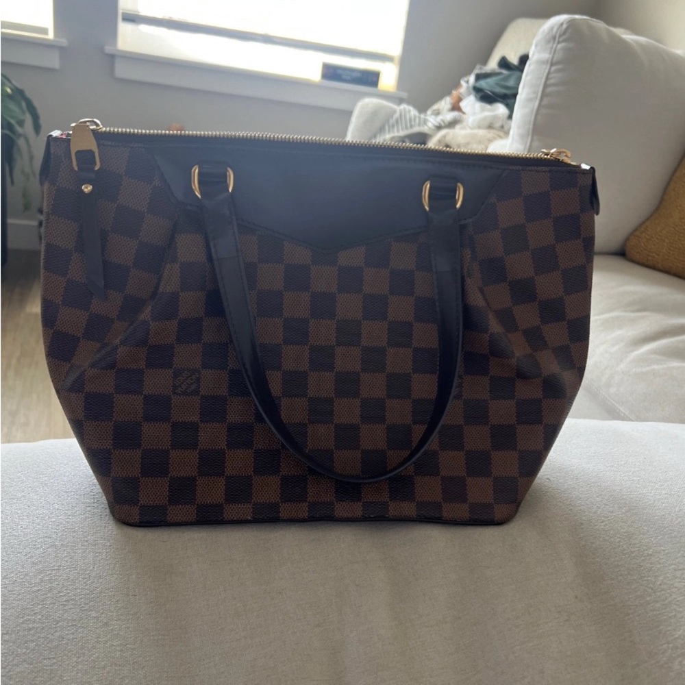 Louis Vuitton Westminster